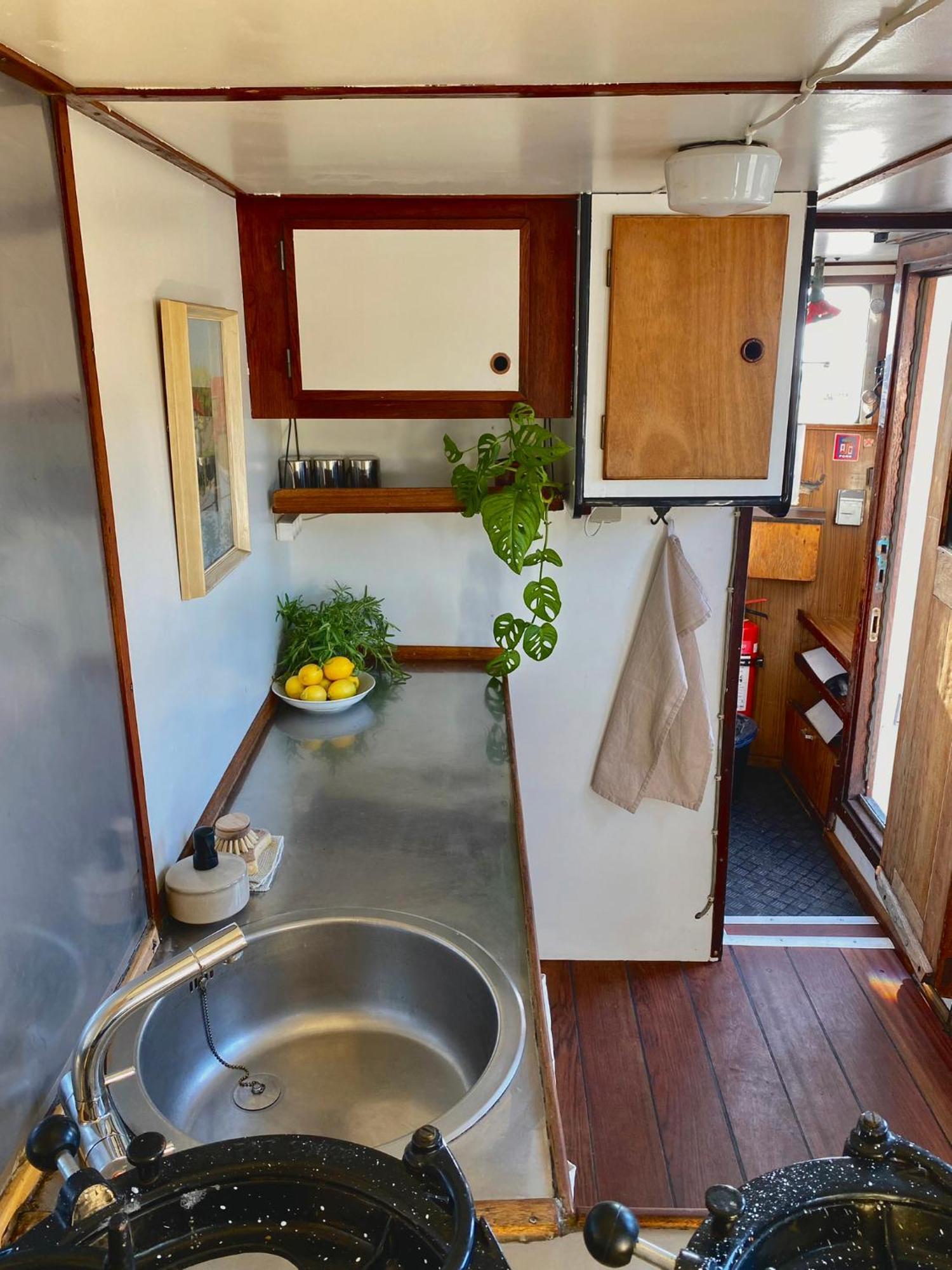 Varra Water - Unique Boat Accomodation - Bornholm - Fjaelstavn Nexo ภายนอก รูปภาพ